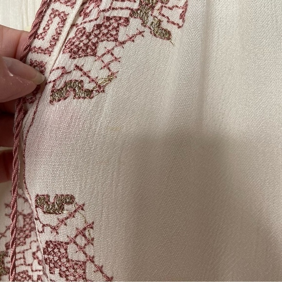 Lucky Brand White Embroidered Long Sleeve Peasant Top Sz S - Picture 13 of 13
